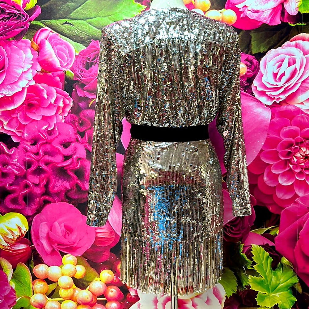 Rotate sequence dress - Picture 2 of 4